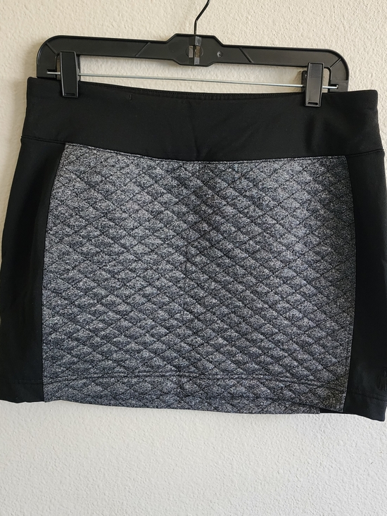 Smartwool Dresses & Skirts - Smartwool Diamond Peak Quilted Mini Skirt Medium Gray Black Merino Wool Blend
